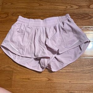 Lululemon hottie hot shorts